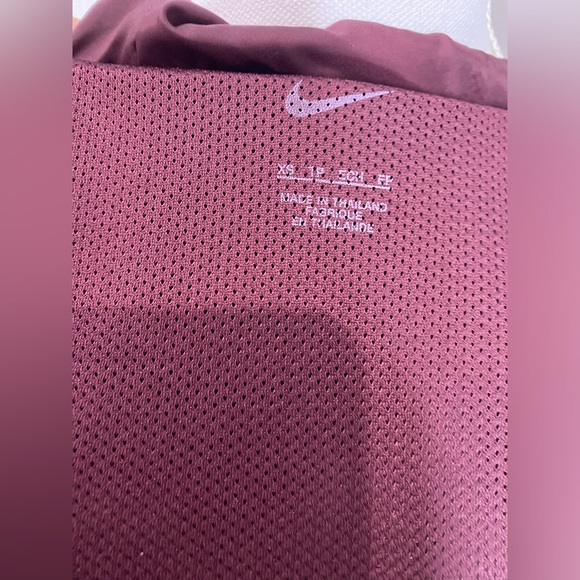 Nike Repel Water Repellent Jacket - Picture 16 of 16